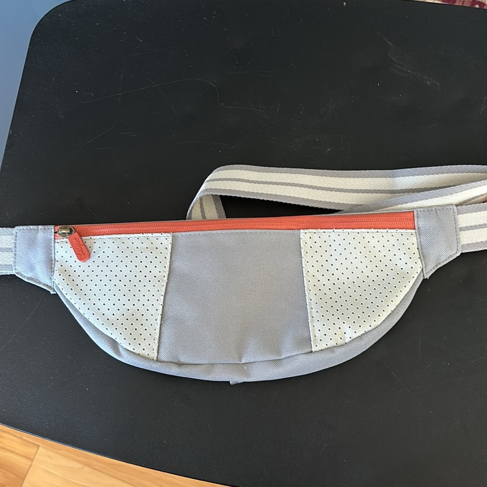 Thirty-One Gifts Belt Bag Fanny Pack NWOT